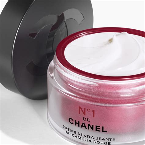 cremas de chanel|no 1 de chanel.